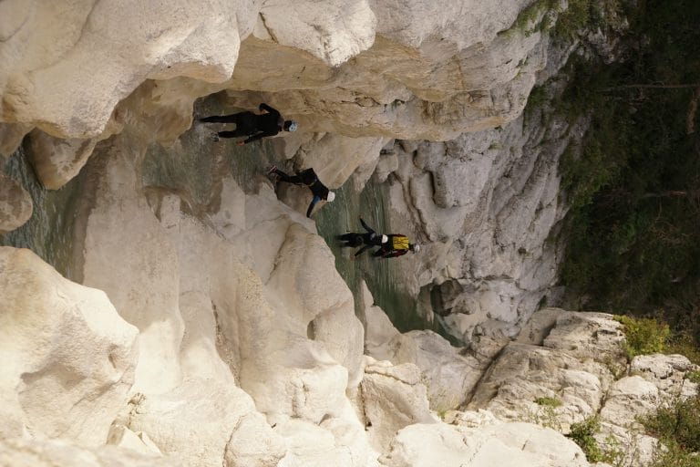 canyon-castellane-bas-jabron-lit-du-cours-deau