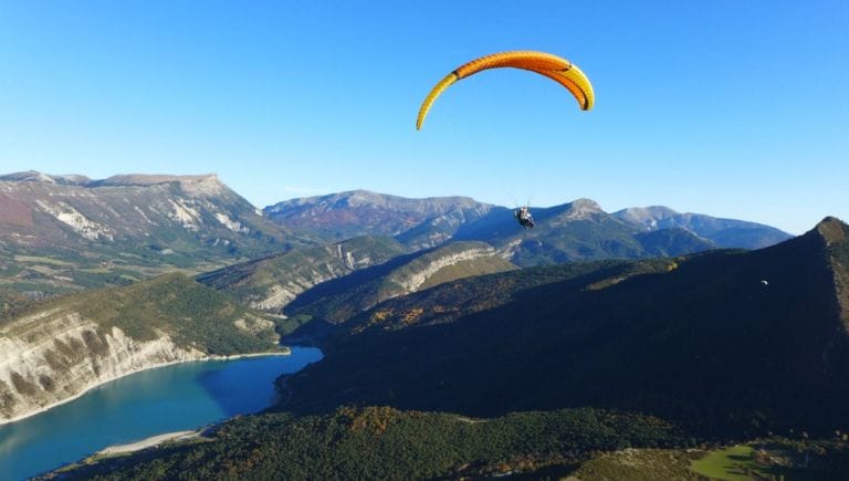 Faire du parapente à Castellane