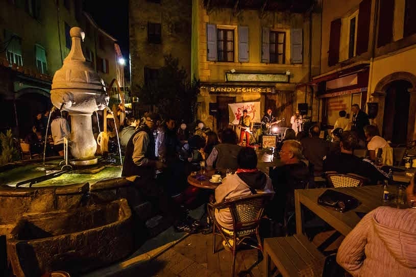 La place de Castellane et ses terrasses